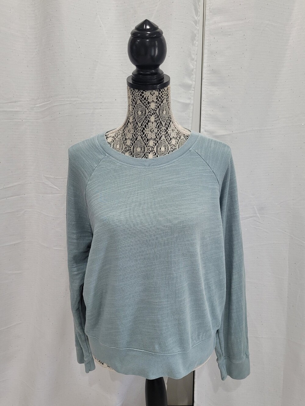 J CREW Lightweight Crew Neck